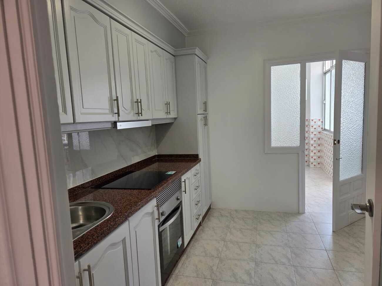 3-bedroom Apartment In Torrevieja, Spain (95 M²)