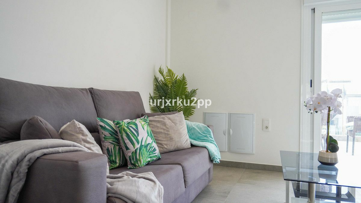 2-bedroom Apartment In Torrevieja, Spain (75 M²)