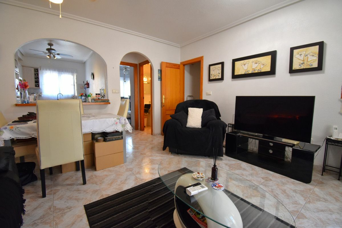 4-bedroom House In Orihuela Costa, Spain (167 M²)