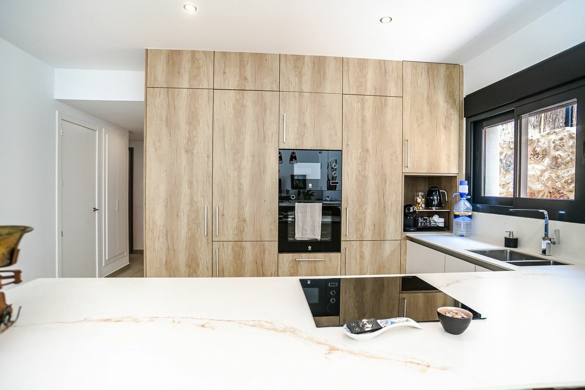 3-bedroom Villa In Algorfa, Spain (120 M²)