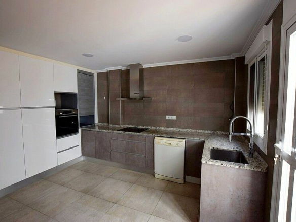 7-bedroom House In San Miguel De Salinas, Spain (400 M²)