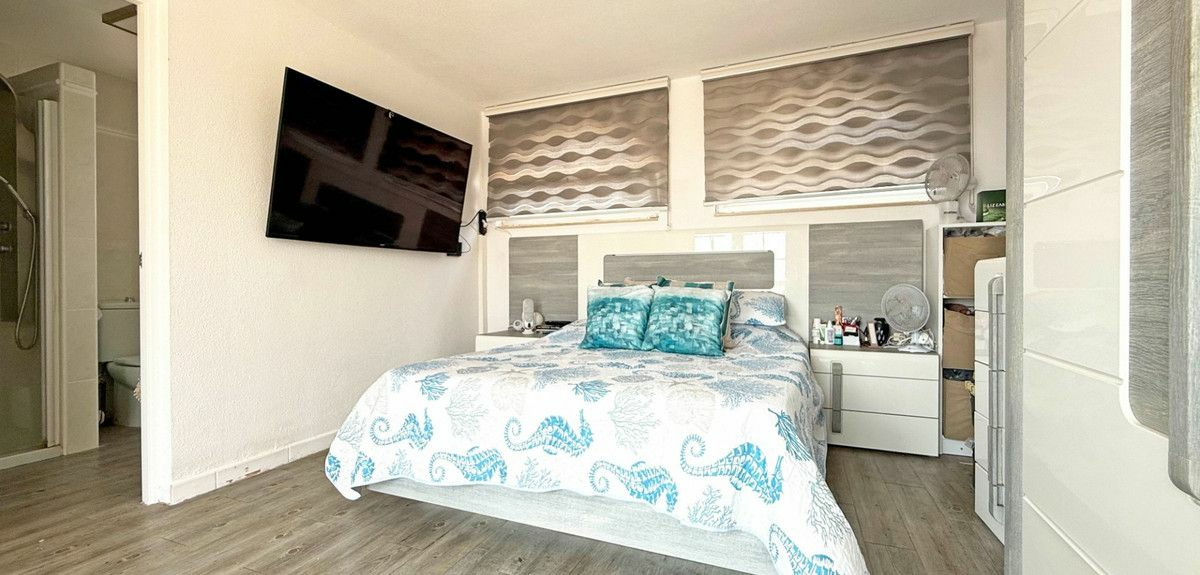 3-bedroom Villa In Orihuela Costa, Spain (96 M²)