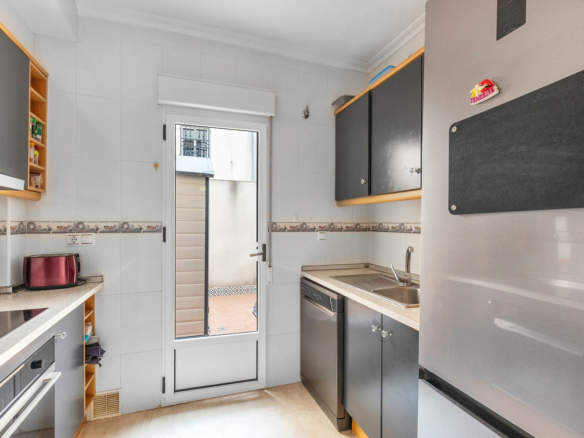 2-bedroom Apartment In Orihuela Costa, Spain (67 M²)