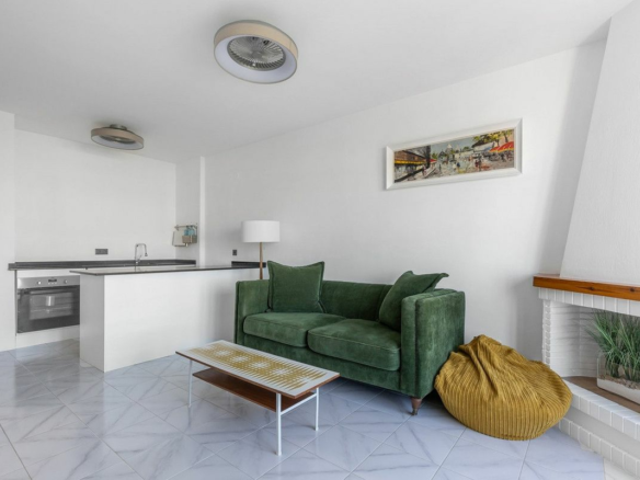 1-bedroom Apartment In Torrevieja, Spain (51 M²)