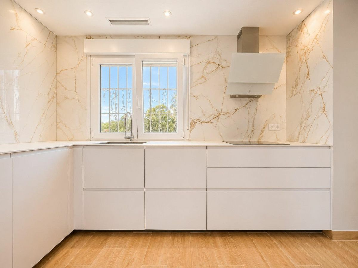 4-bedroom Villa In Orihuela Costa, Spain (431 M²)