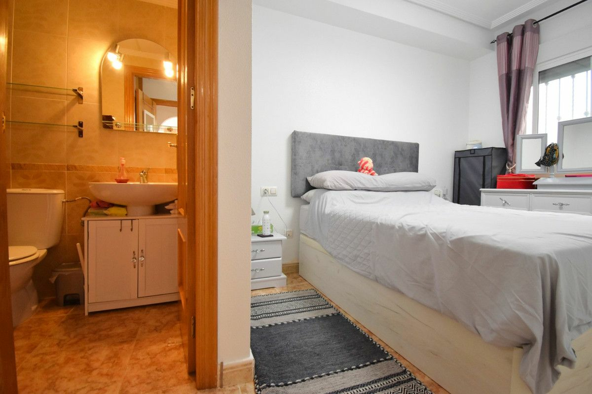 2-bedroom Apartment In Orihuela Costa, Spain (57 M²)
