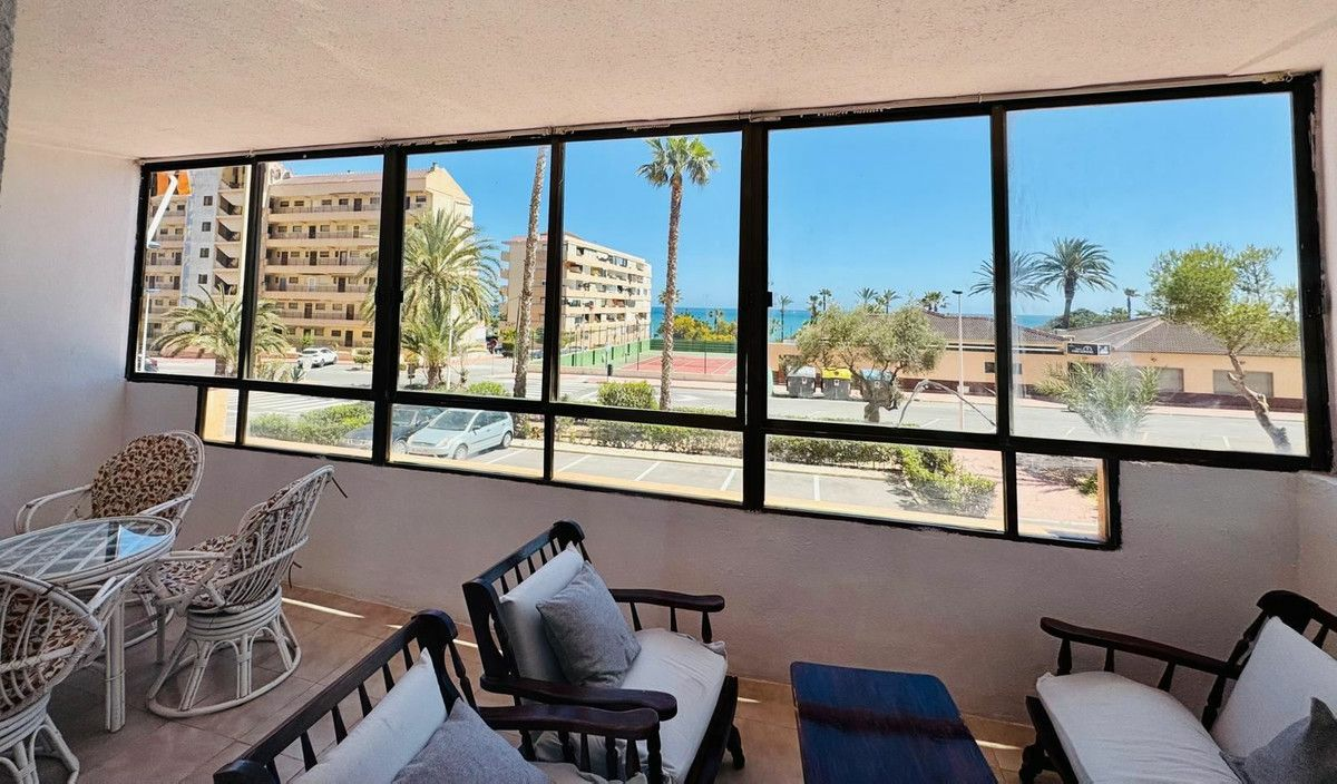 2-bedroom Apartment In Torrevieja, Spain (50 M²)