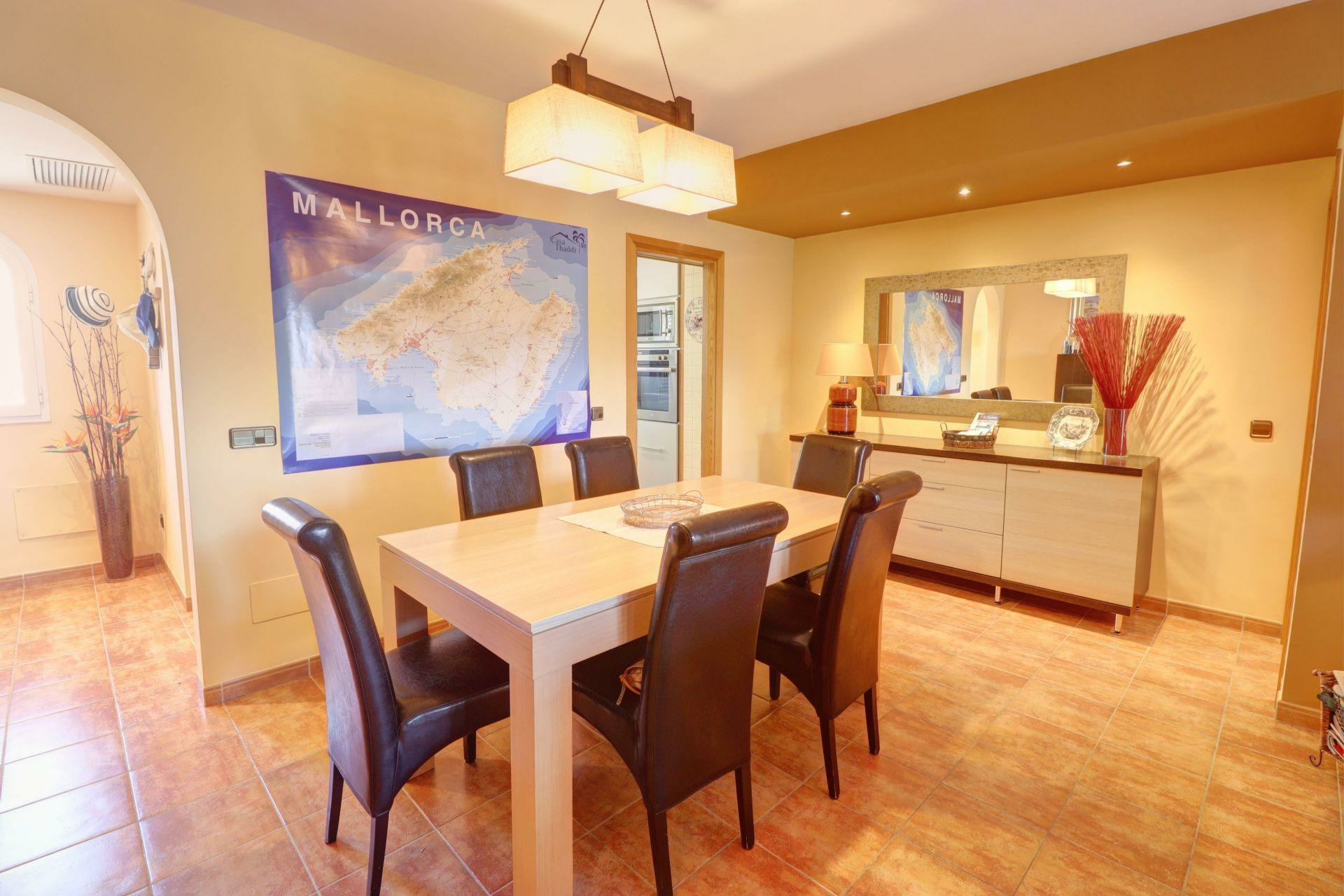 3-bedroom Penthouse In Calvià, Spain (160 M²)