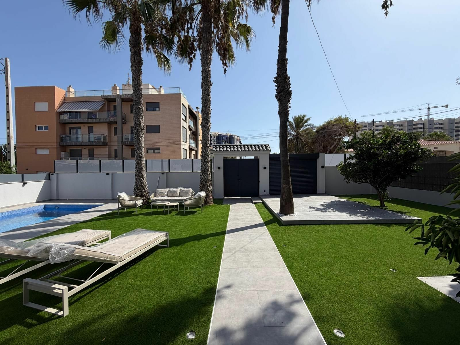 2-9-49a774 4-bedroom Villa In Torrevieja, Spain (103 M²)