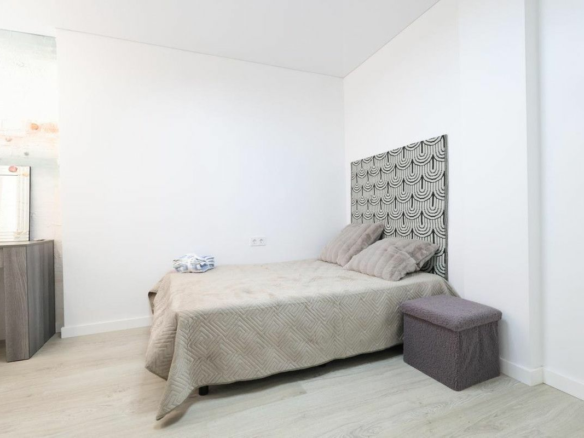 3-bedroom Apartment In Torrevieja, Spain (105 M²)
