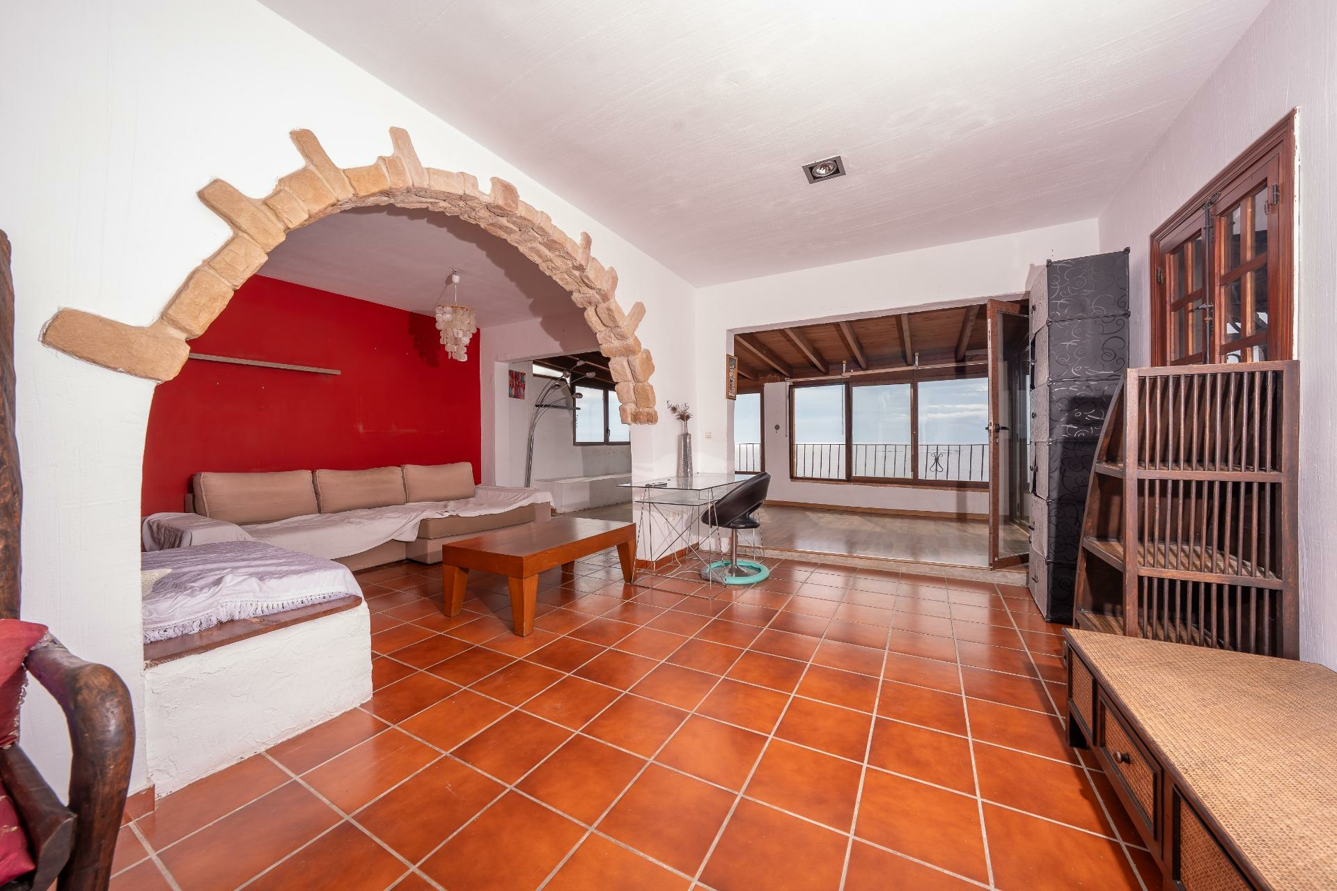 3-bedroom Bungalow In El Campello, Spain (235 M²)