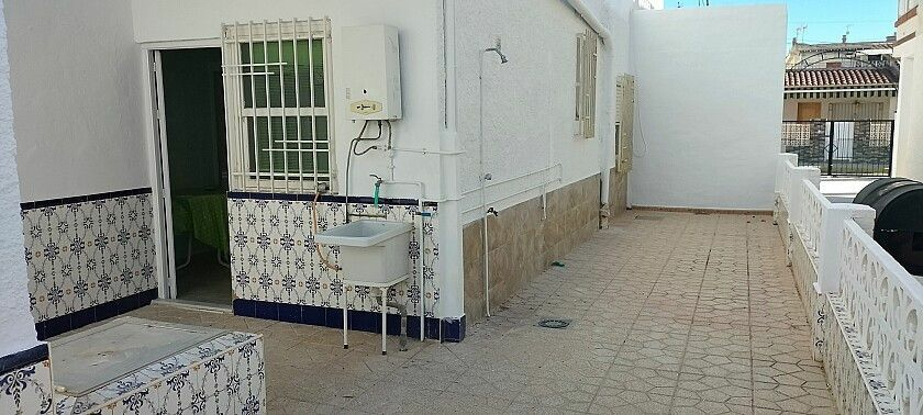 5-bedroom Apartment In Pilar De La Horadada, Spain (125 M²)