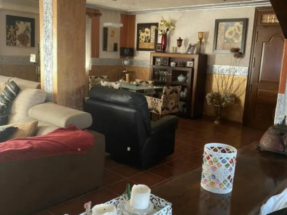 4-bedroom House In Orihuela, Spain (350 M²)