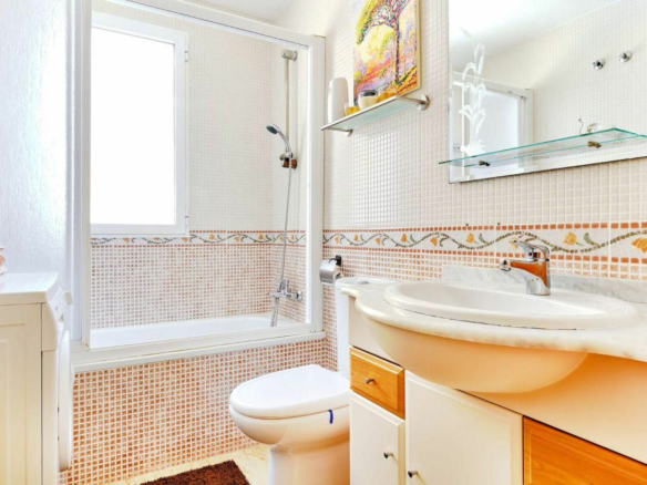 3-bedroom Apartment In Orihuela Costa, Spain (110 M²)