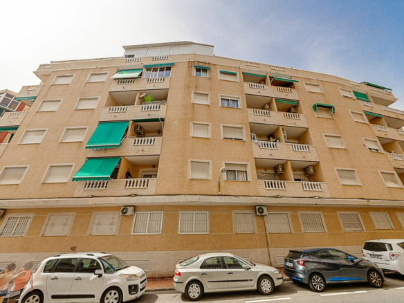 2-bedroom Apartment In Torrevieja, Spain (56 M²)