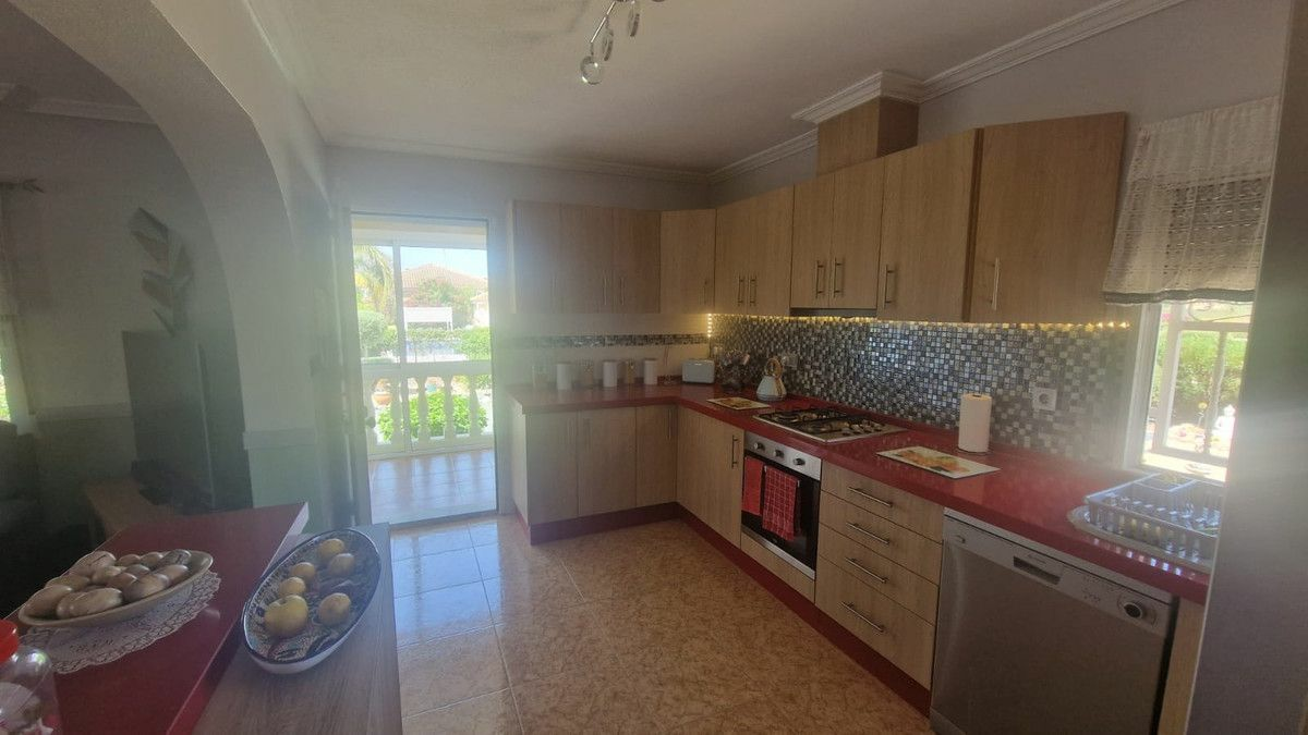 3-bedroom Villa In Catral, Spain (140 M²)