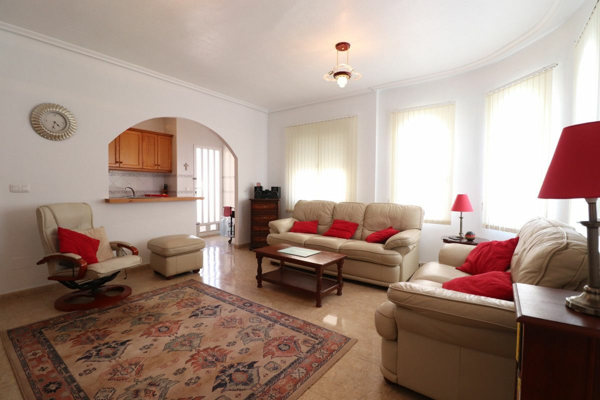 3-bedroom Villa In Los Montesinos, Spain (84 M²)