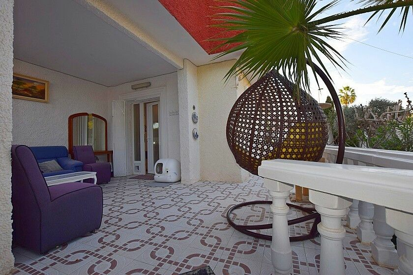 3-bedroom Villa In Torrevieja, Spain (200 M²)