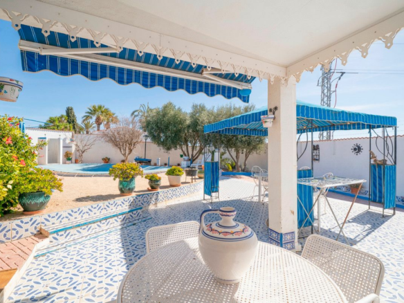 4-bedroom Villa In Rojales, Spain (198 M²)
