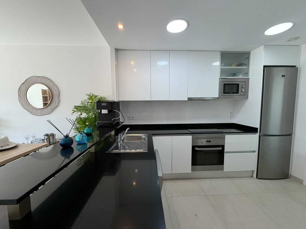 2-bedroom Apartment In Orihuela Costa, Spain (88 M²)