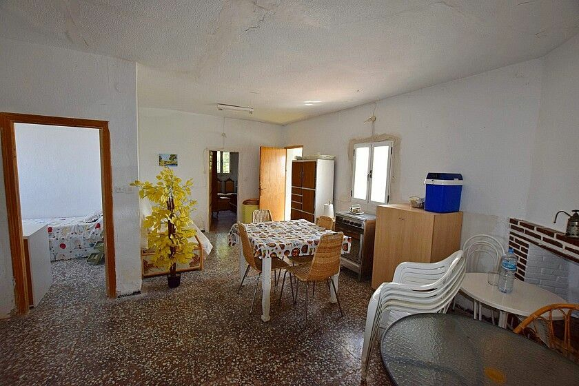3-bedroom Villa In Albatera, Spain (100 M²)