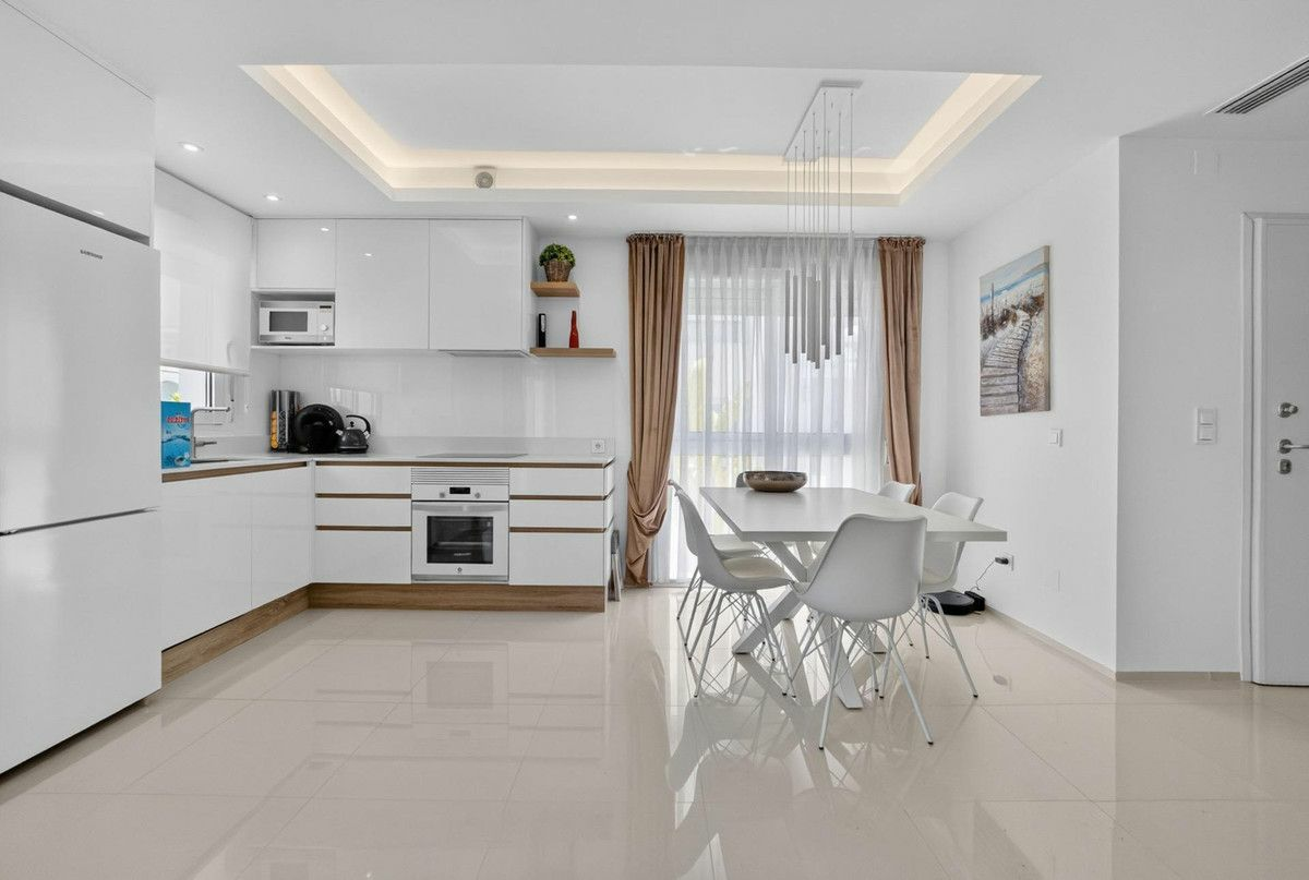 2-bedroom Apartment In Rojales, Spain (82 M²)
