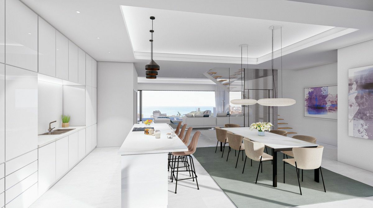 3-bedroom Villa In Fuengirola, Spain (512 M²)