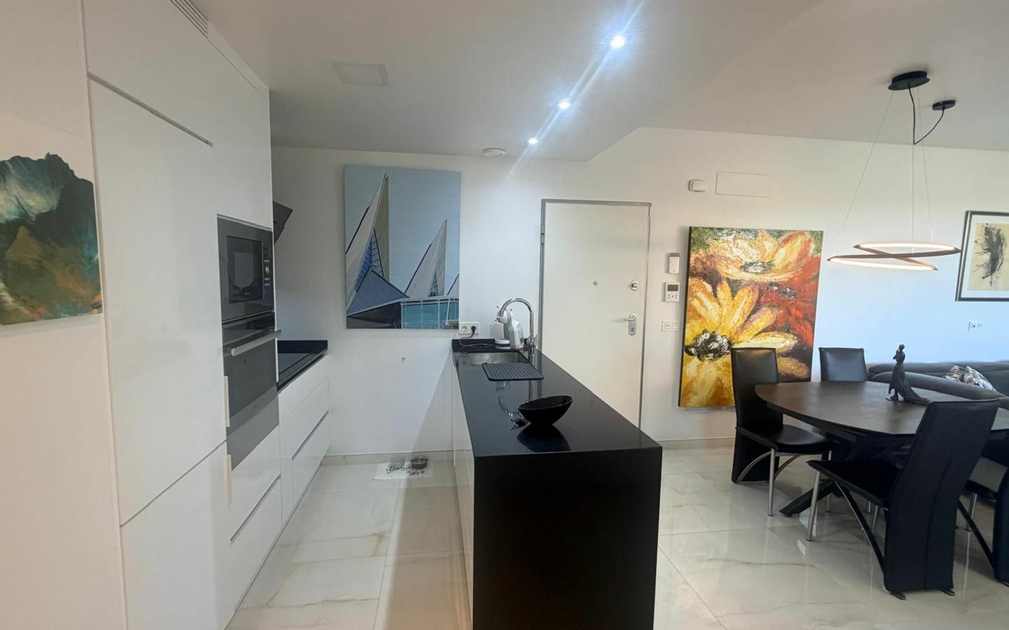3-bedroom Apartment In Orihuela Costa, Spain (90 M²)