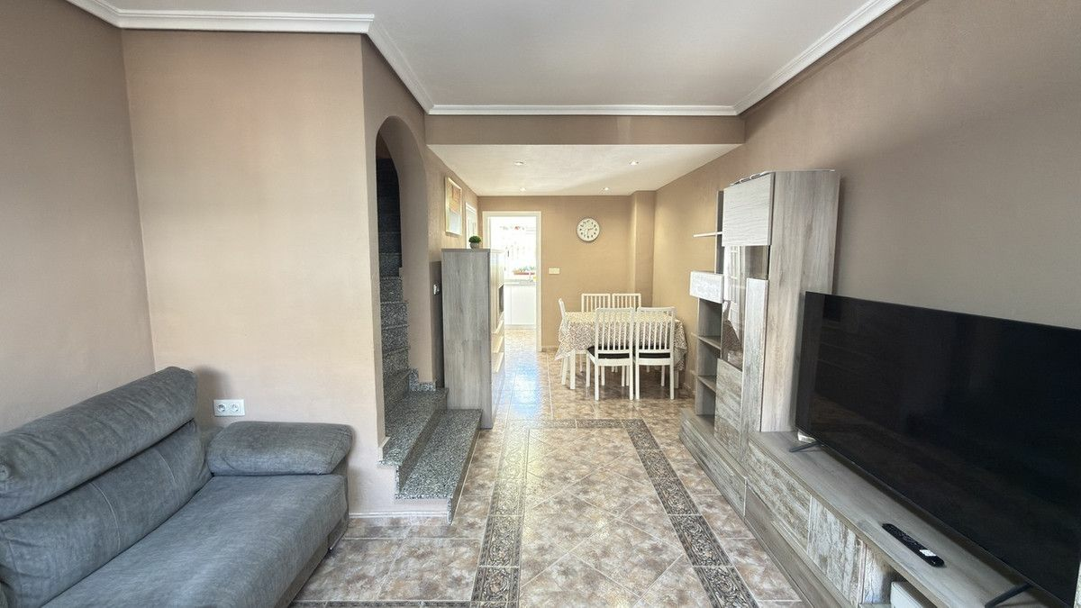 3-bedroom House In Orihuela Costa, Spain (80 M²)