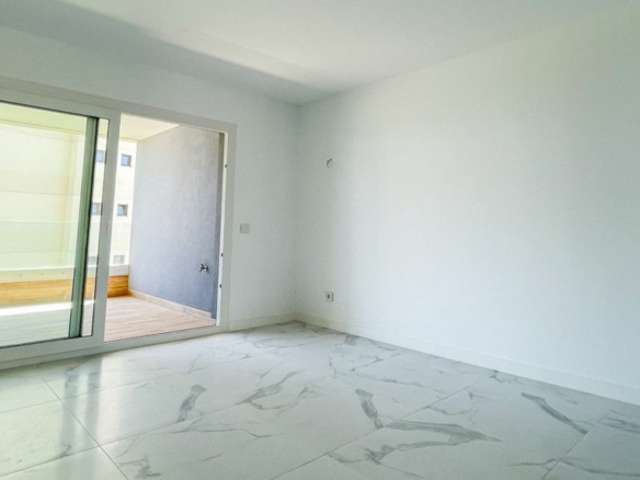 3-bedroom Apartment In Orihuela Costa, Spain (146 M²)