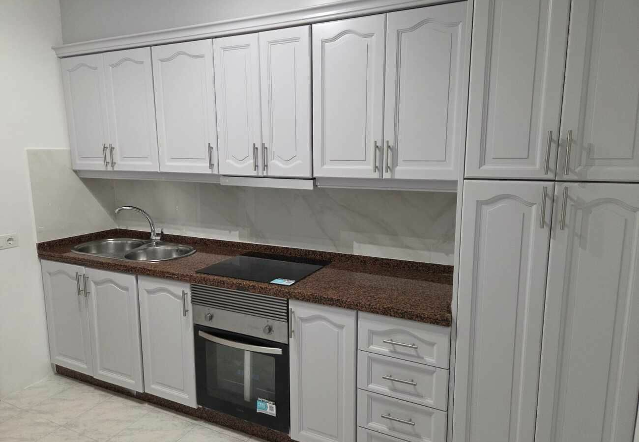 3-bedroom Apartment In Torrevieja, Spain (95 M²)