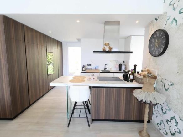 3-bedroom Villa In Algorfa, Spain (134 M²)