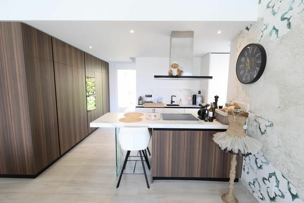 3-bedroom Villa In Algorfa, Spain (134 M²)