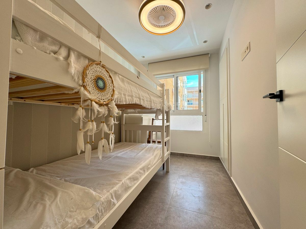 3-bedroom Apartment In Guardamar Del Segura, Spain (70 M²)