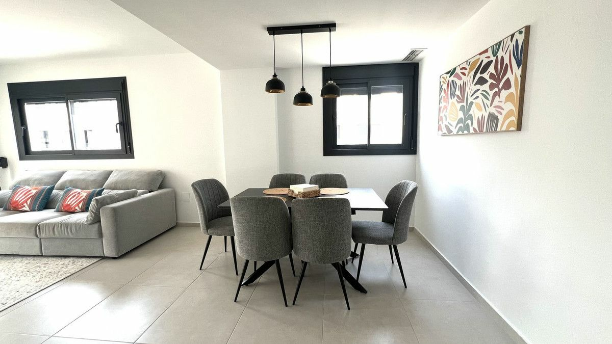 3-bedroom Apartment In Orihuela Costa, Spain (84 M²)