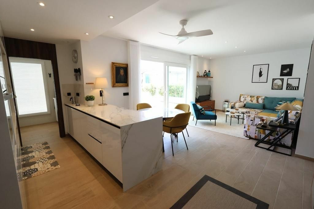 3-bedroom Apartment In Algorfa, Spain (91 M²)