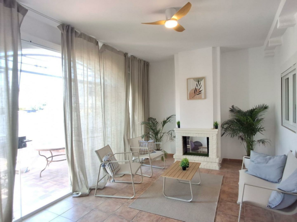 3-bedroom House In Orihuela Costa, Spain (63 M²)