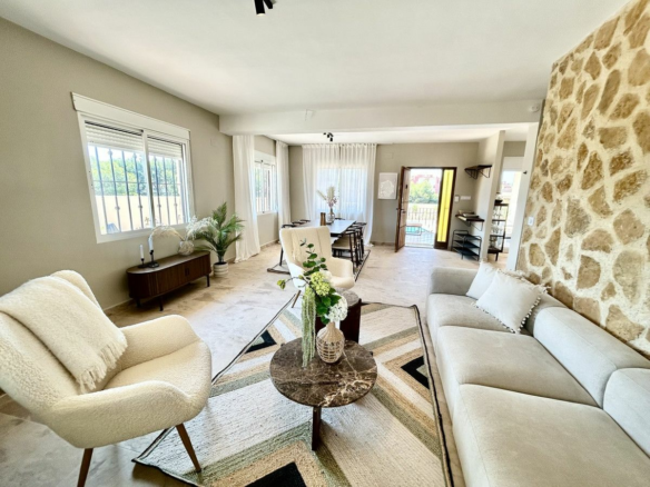 5-bedroom Villa In Orihuela Costa, Spain (238 M²)
