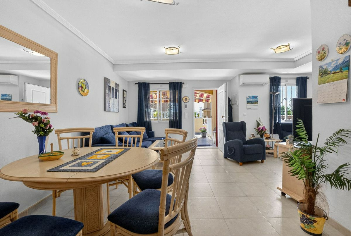 4-bedroom House In Torrevieja, Spain (110 M²)