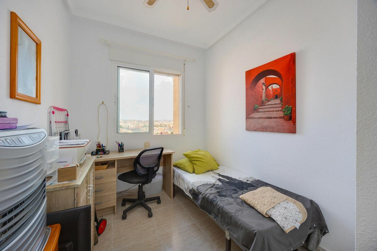 2-bedroom Apartment In Torrevieja, Spain (57 M²)