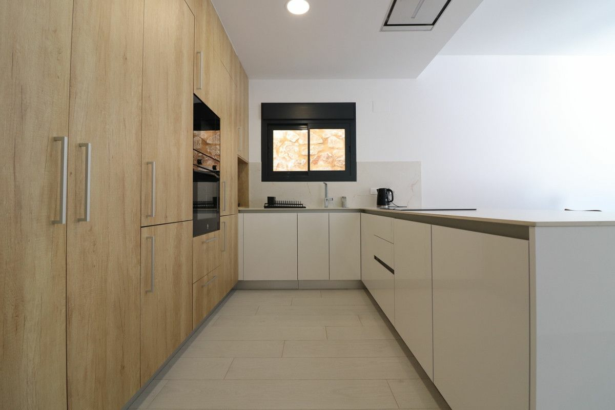 3-bedroom Villa In Algorfa, Spain (118 M²)