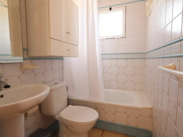 3-bedroom House In Torrevieja, Spain (89 M²)