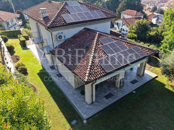 Villa Signorile In Bra
