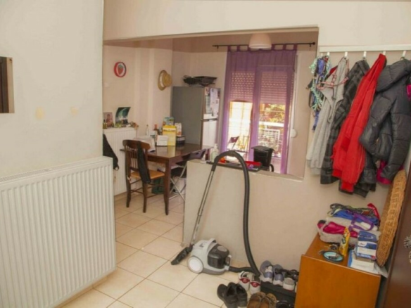 3-bedroom Flat In Ano Poli, Greece (110 M²)