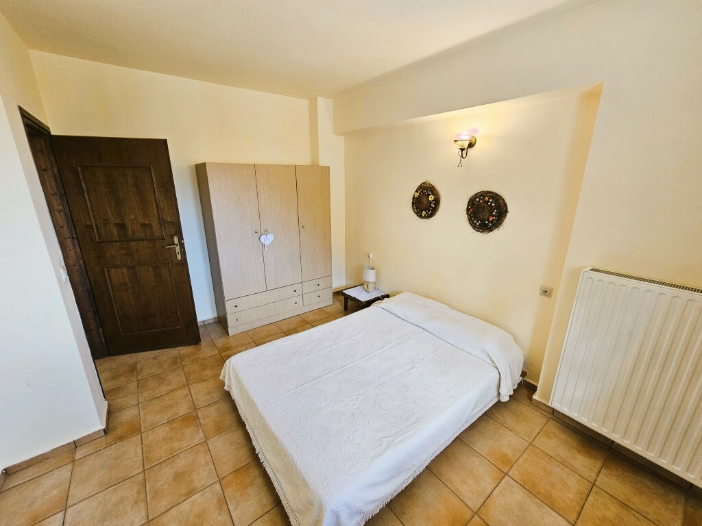 2-bedroom Detached House In Gazi, Greece (108 M²)