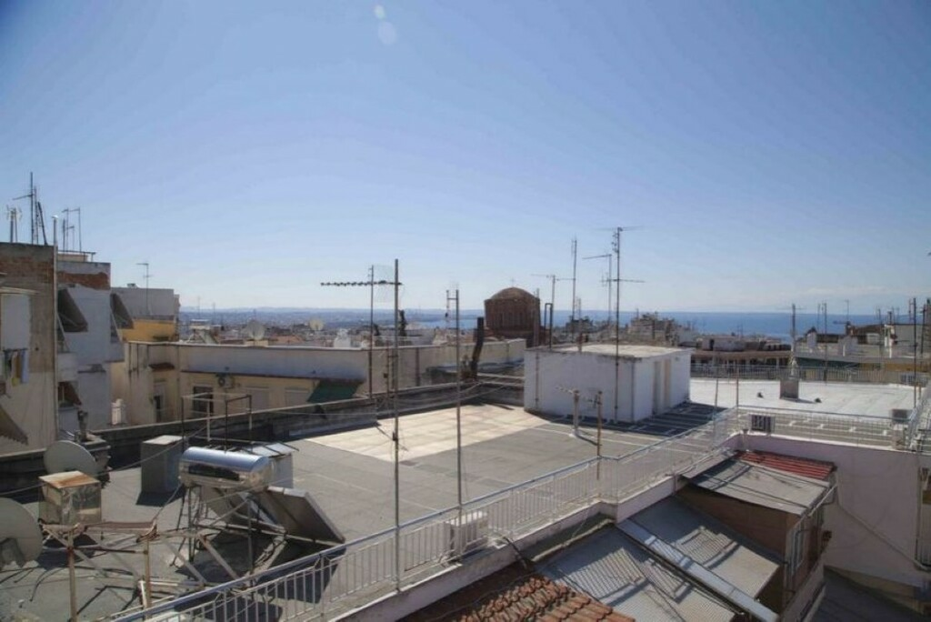 3-bedroom Flat In Ano Poli, Greece (110 M²)