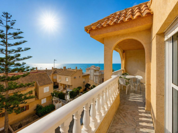 2-bedroom Apartment In Torrevieja, Spain (70 M²)