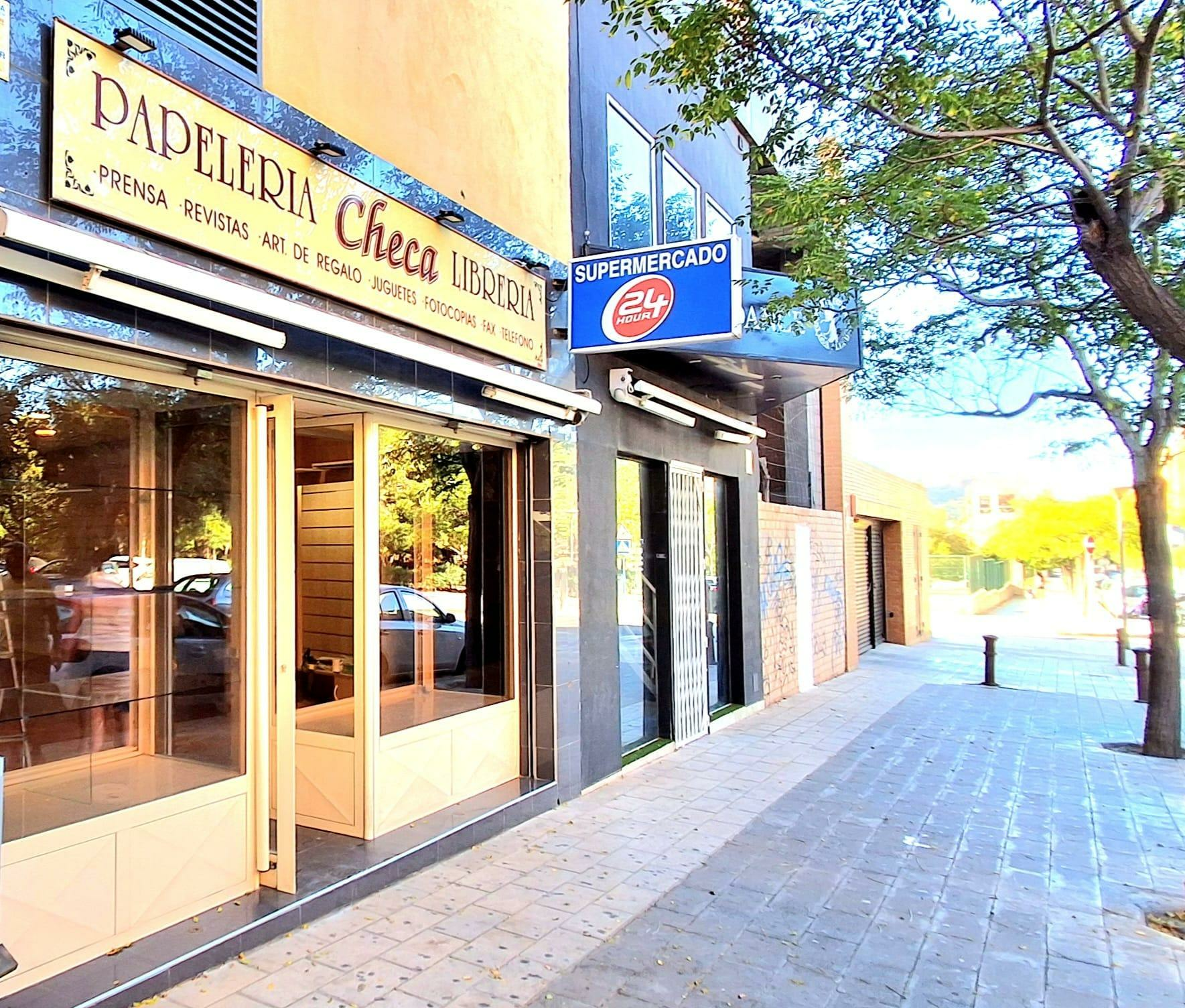Commercial Unit In Alicante, Spain (84 M²)