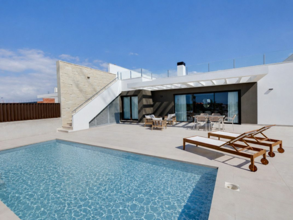 3-bedroom Villa In Mutxamel, Spain (124 M²)