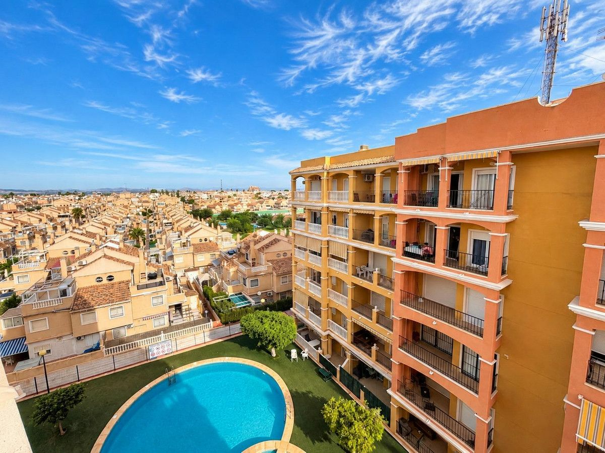 2-bedroom Apartment In Torrevieja, Spain (58 M²)